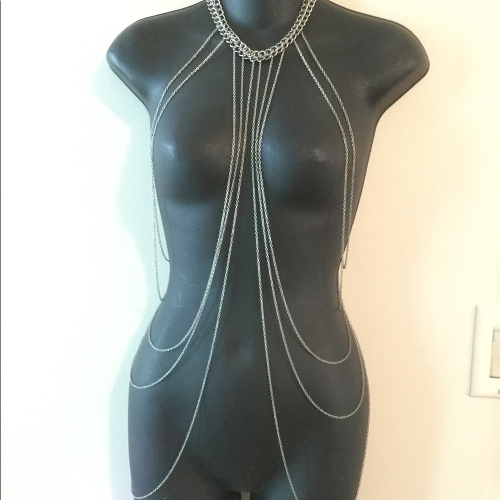Showstopper Body Chain🔗😎 - Picture 2 of 10